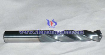 硬質(zhì)合金內(nèi)冷鑽 硬質(zhì)合金內(nèi)冷鉆圖片