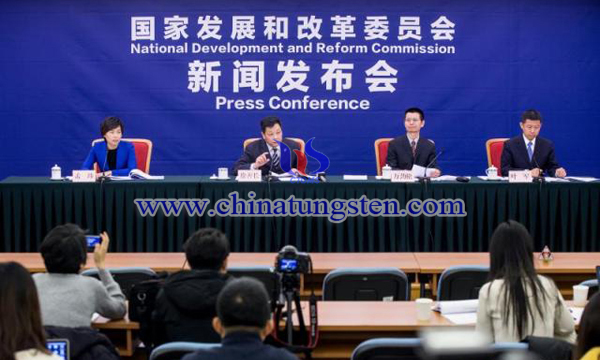 國家發(fā)改委舉行新聞發(fā)佈會介紹《市場準(zhǔn)入負(fù)面清單(2018年版)》相關(guān)情況