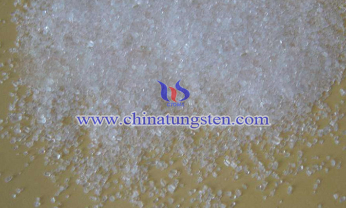 ammonium metatungstate powder applied for heat insulation coating image