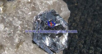 2019年世界鉬產(chǎn)量29萬噸 中國占比近五成 鉬礦石圖片
