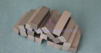 中鎢在線(xiàn)硬質(zhì)合金刀具圖片
